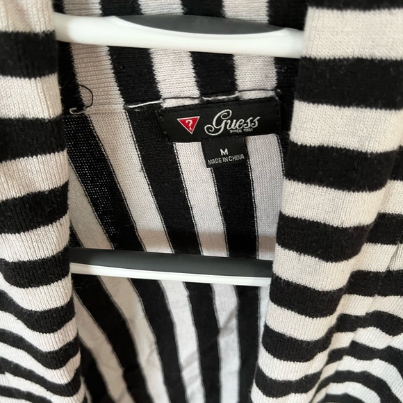 Cardigans/ sweater. - Picture 3 of 3